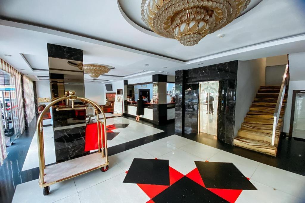 Lucky Star Hotel Nagoya Exterior photo